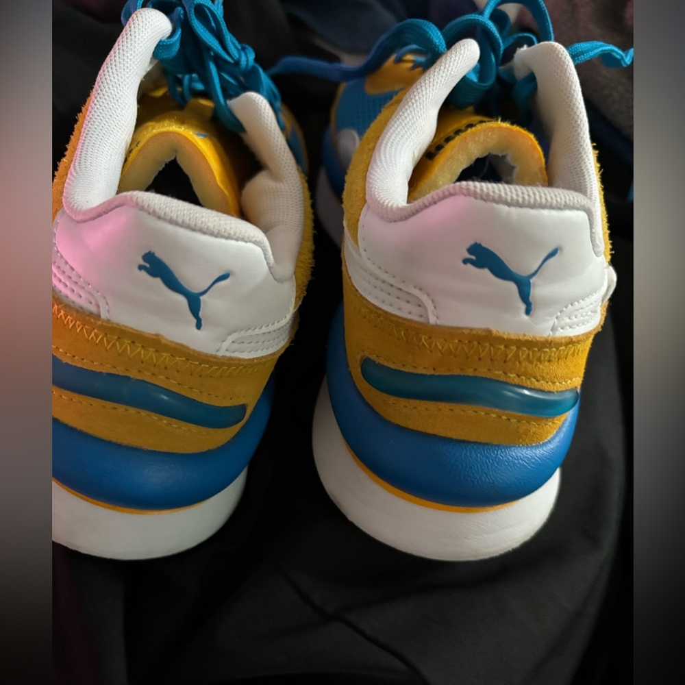 Puma sneakers size 7 US